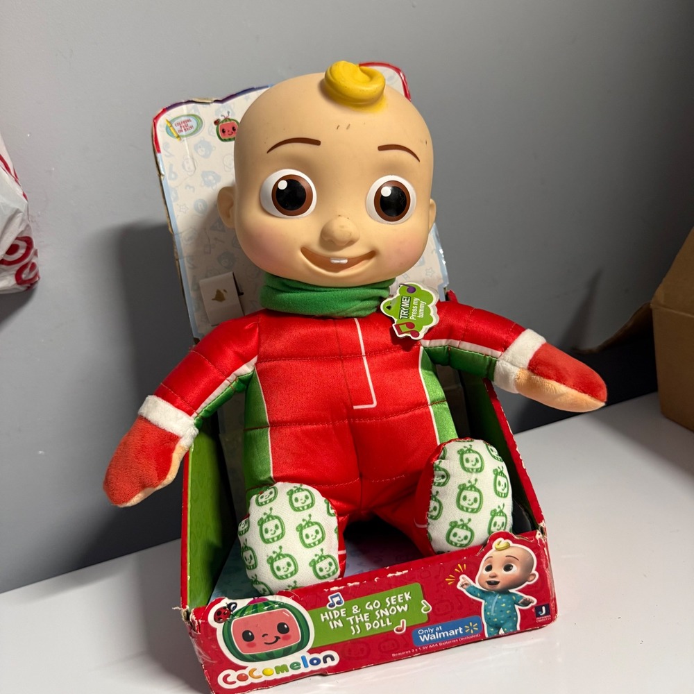 Cocomelon Hide & Go Seek in the Snow JJ Doll Musical Plush Toy Exclusive